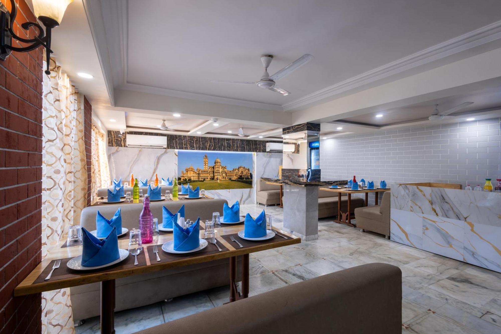 Alba Premier, Vadodara Exterior foto
